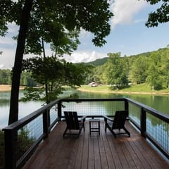 New Lake Front Aframe Cabin | Kayaks| Arcade | Fishing