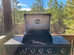 New Luxe Couples Cabin*Fire Pit*Private*Hot Tub