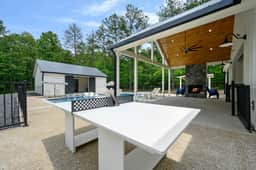 Luxury Cabin*Private Pool*Playground*Sleeps16