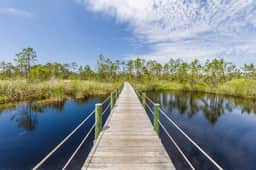3BR Beach Retreat*Bikes*Trails+Close to Beach*Pool