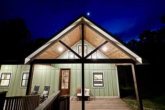 New Luxury Cabin | Hot Tub | Fire Pit | Corn Hole | Games - Image 1