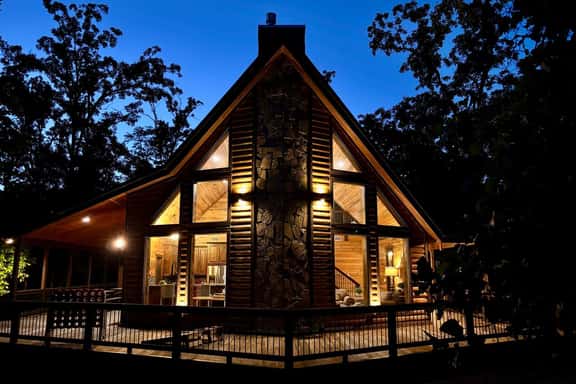 New Cabin | Ping Pong | Hot Tub | Fire Pit | Corn Hole - Image 1