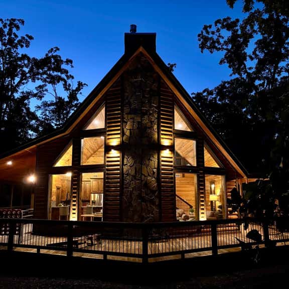 New Cabin | Ping Pong | Hot Tub | Fire Pit | Corn Hole - Image 1