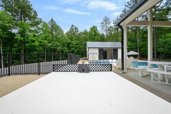 New Cabin*Heated Pool*Hot Tub*Ping Pong*Arcade