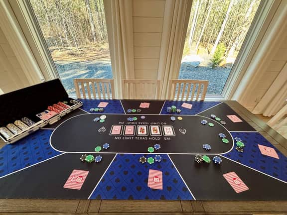New Luxe Cabin*Hot Tub*Ping Pong*Arcade*Playset