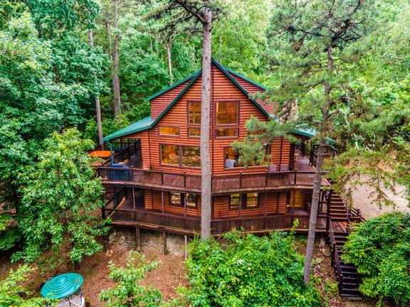 New Family Cabin/Hot Tub/Fire Pit/Pool Table/Games