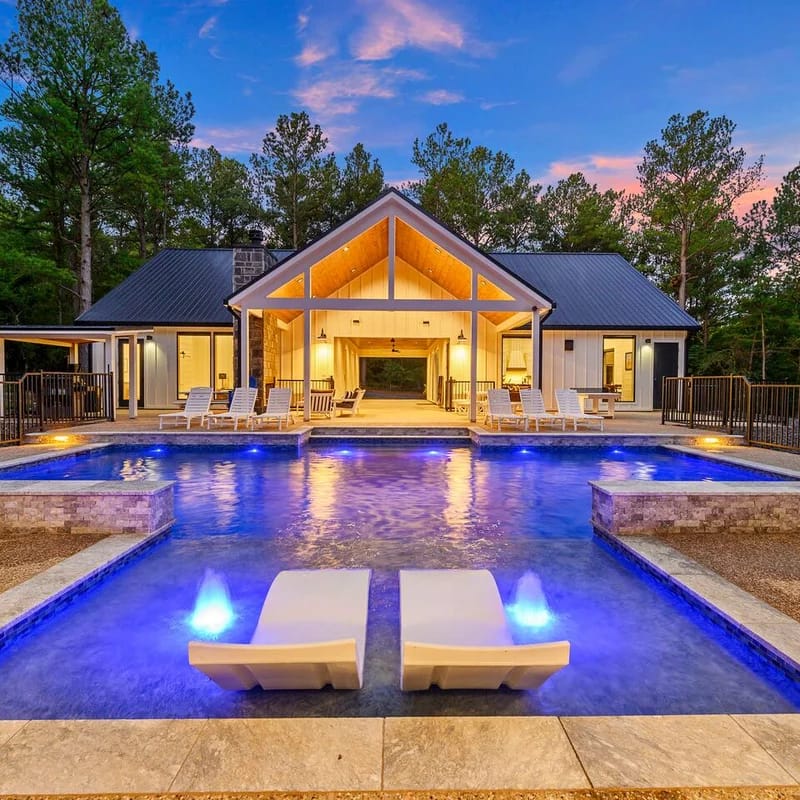 Luxury Cabin*Private Pool*Playground*Sleeps16