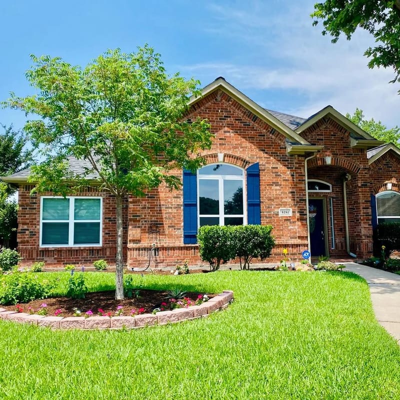 New House w/Pool*Hot Tub*Putting Green*Theme Rooms